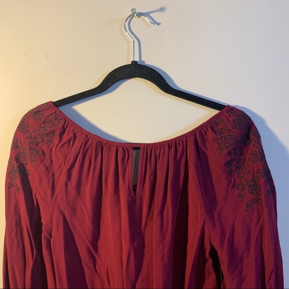 American Eagle Women’s Burgundy Peasant Top - Picture 13 of 13